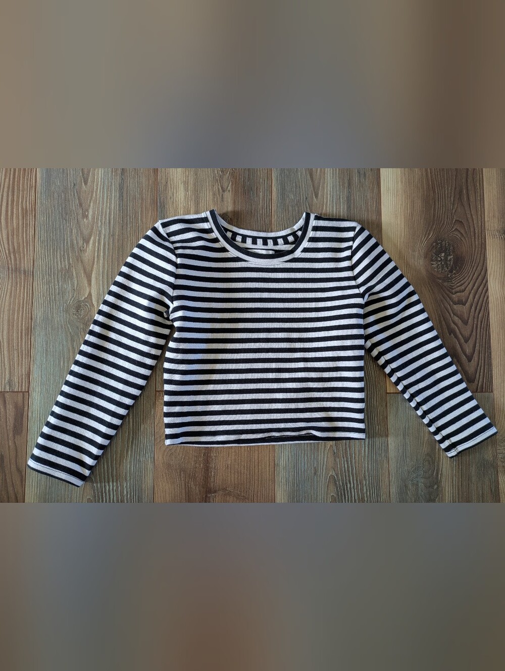 Abercrombie & Fitch A&F Black & White Striped Cropped Top Small